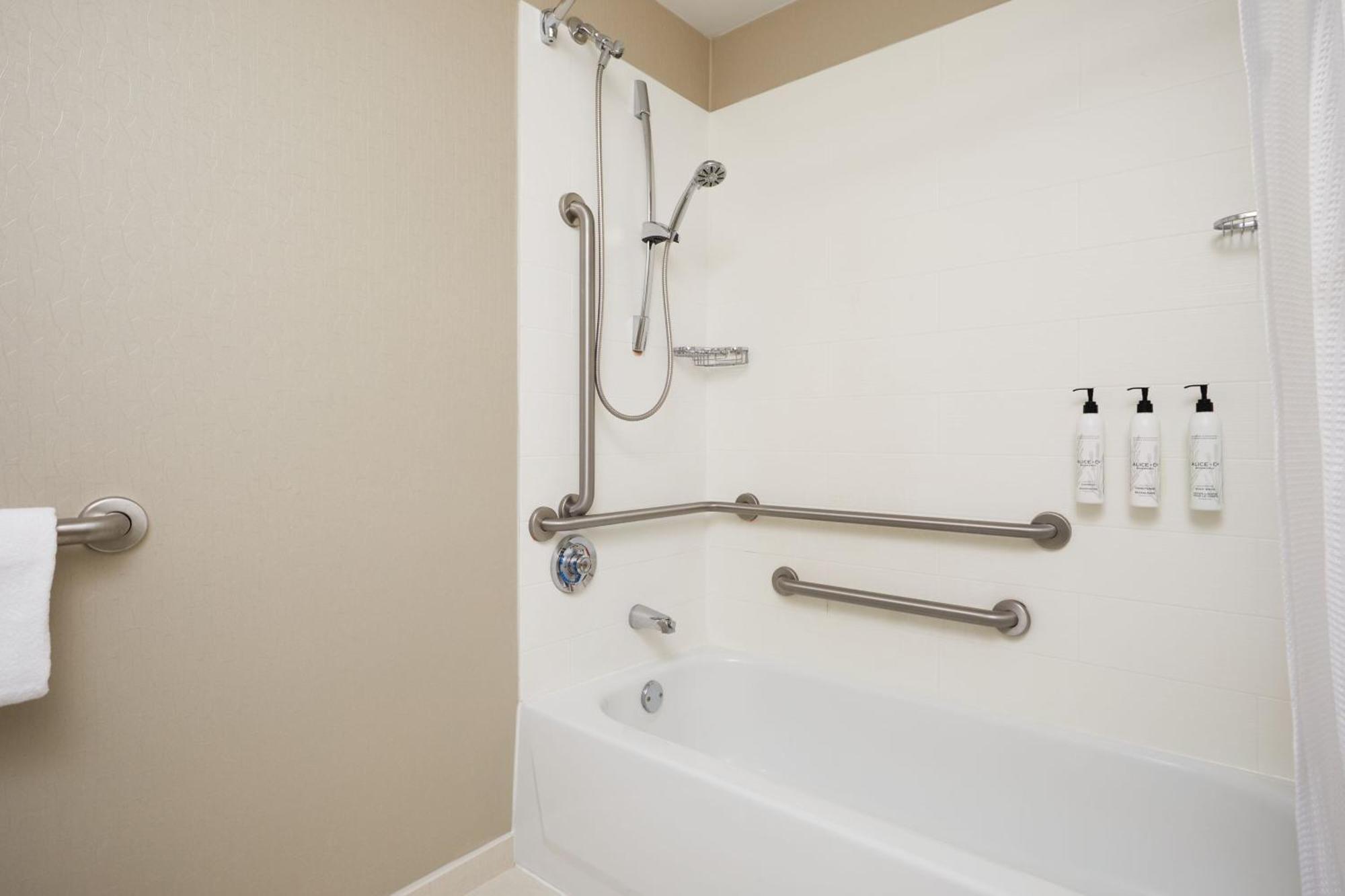 Springhill Suites St. Louis Airport/Earth City Bridgeton Bagian luar foto